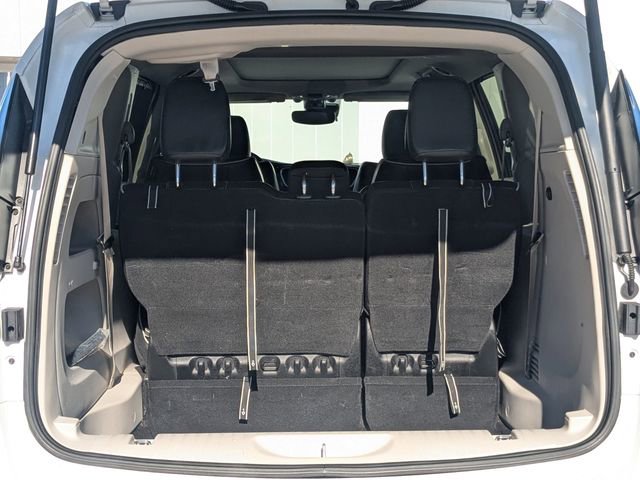 Used 2024 Chrysler Pacifica Limited image 17