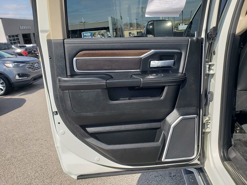 Used 2022 RAM 2500 Laramie AWD/4WD image 12
