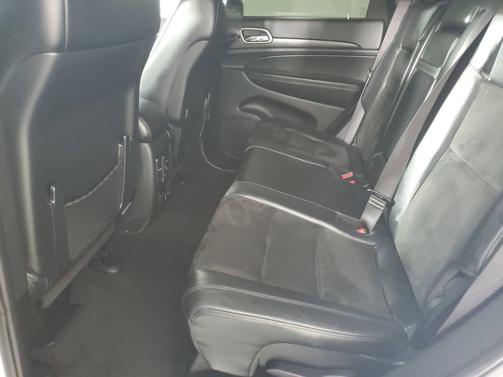 Used 2021 Jeep Grand Cherokee Laredo X RWD image 13