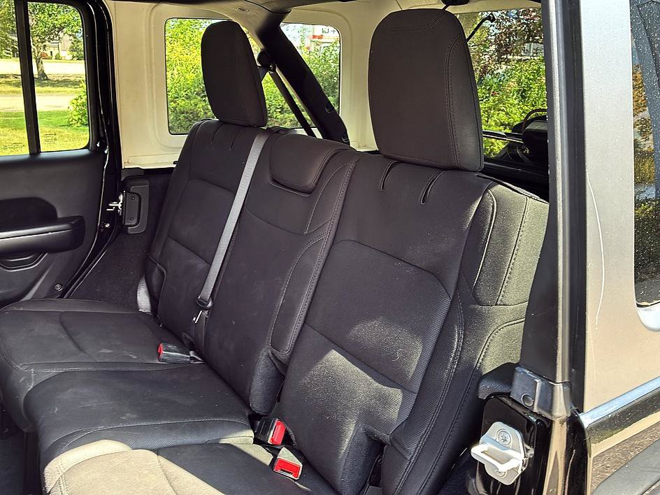 Used 2020 Jeep Wrangler Unlimited Sport S AWD/4WD image 30