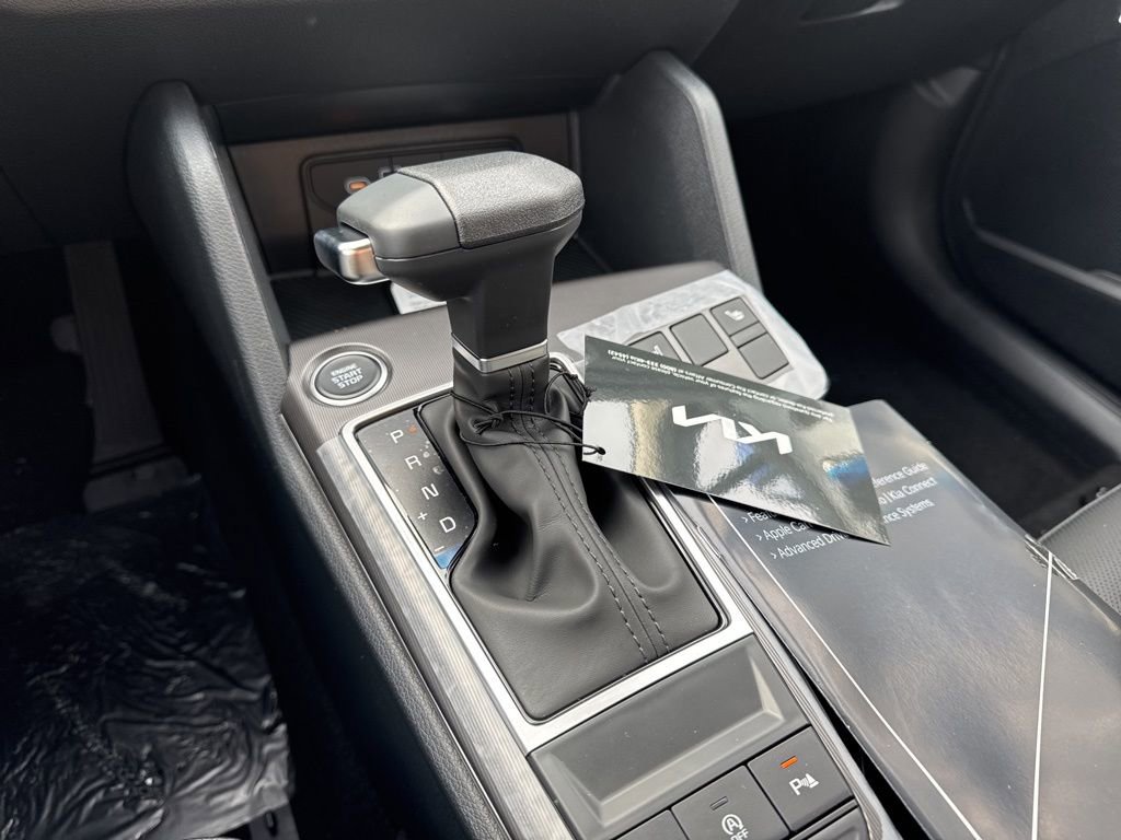New 2026 Kia Sportage EX image 18