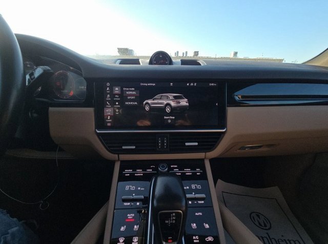 Used 2019 Porsche Cayenne image 6