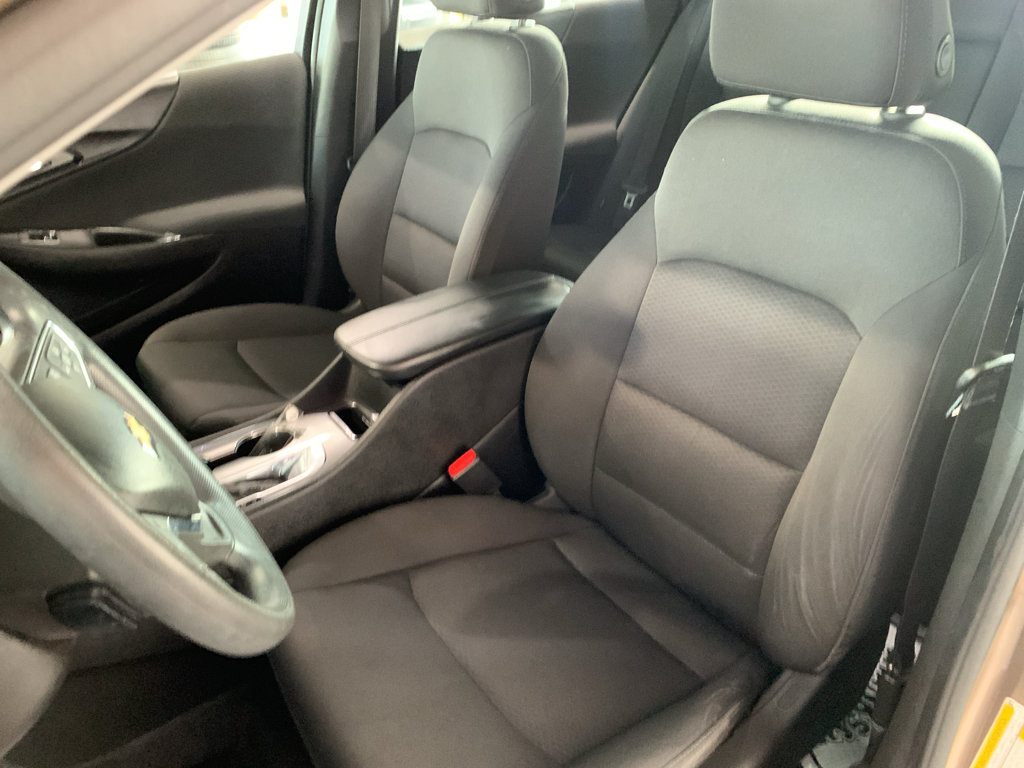 Used 2019 Chevrolet Malibu LT FWD image 12