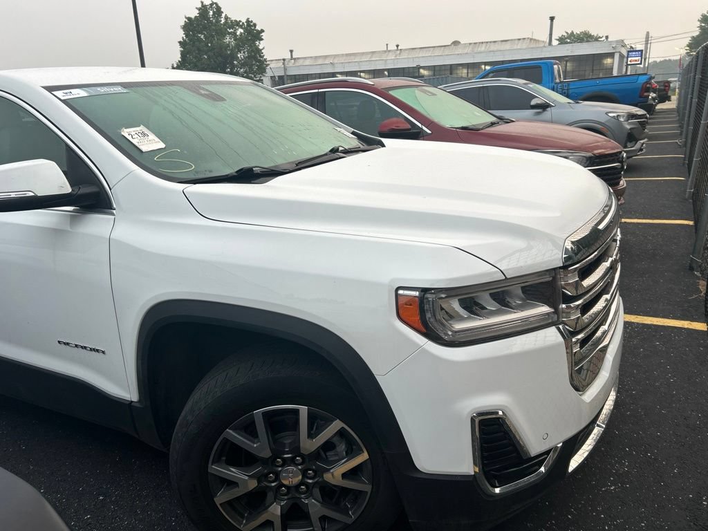 Used 2022 GMC Acadia SLE FWD image 2
