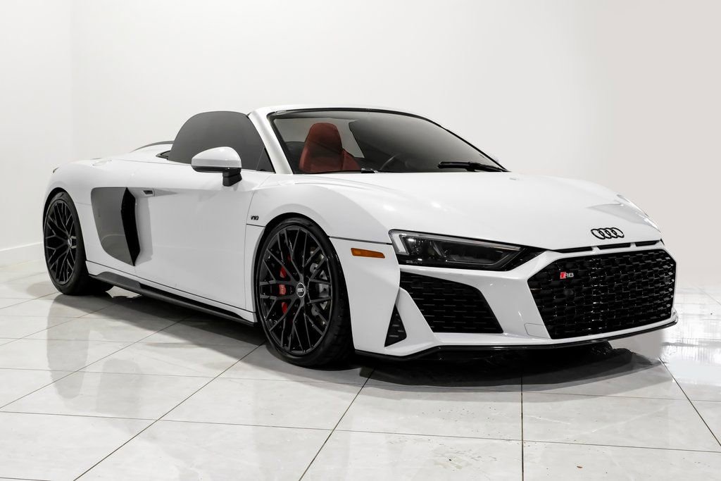 Used 2020 Audi R8 V10 w/ 20" Wheel Package image 5