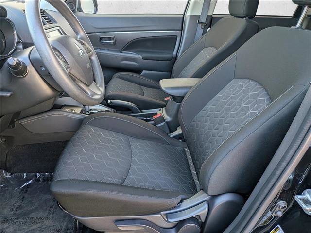 Used 2025 Mitsubishi Outlander Sport AWD image 18