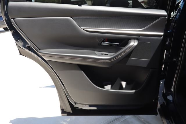 Used 2024 MAZDA CX-90 Plug-In Hybrid w/ Preferred AWD/4WD image 28