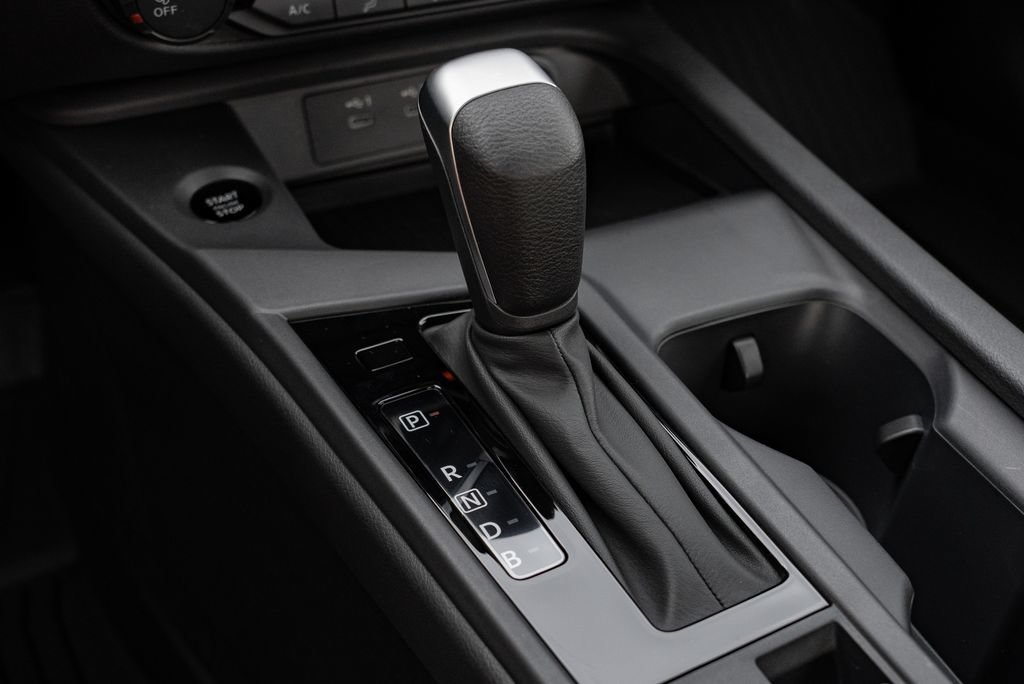 New 2027 Nissan Sentra S w/ Floor Mat Package FWD image 20