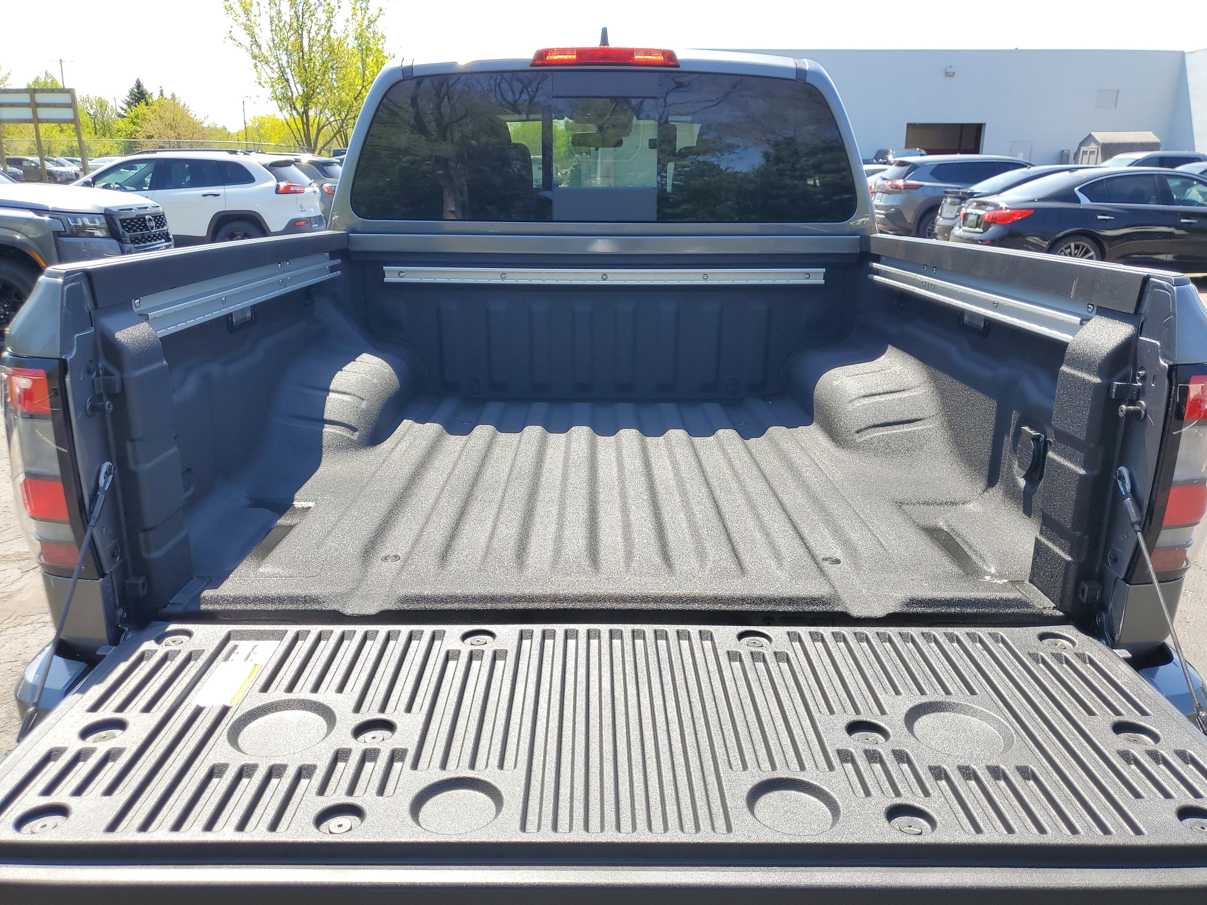 New 2026 Nissan Frontier PRO-4X w/ Pro-4x Convenience Package AWD/4WD image 30
