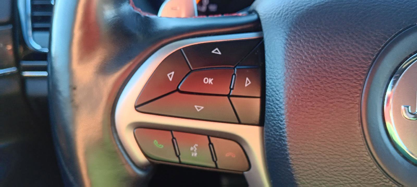 Used 2021 Jeep Grand Cherokee Trailhawk w/ Premium Lighting Group image 15