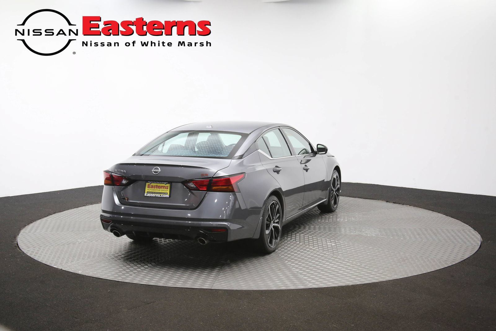 Used 2024 Nissan Altima 2.5 SR FWD image 33