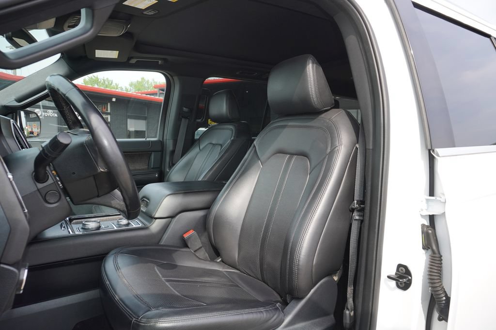 Used 2021 Ford Expedition Limited AWD/4WD image 23