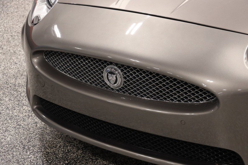 Used 2010 Jaguar XK Coupe RWD image 14