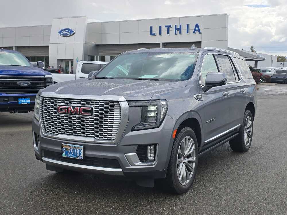 Used 2021 GMC Yukon Denali w/ Denali Premium Package AWD/4WD image 1