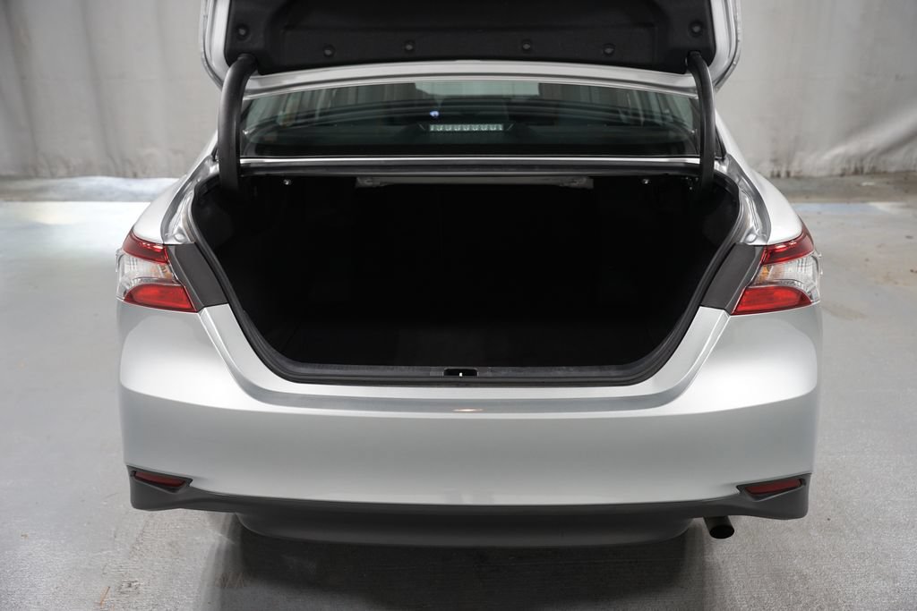 Certified 2023 Toyota Camry LE FWD image 31
