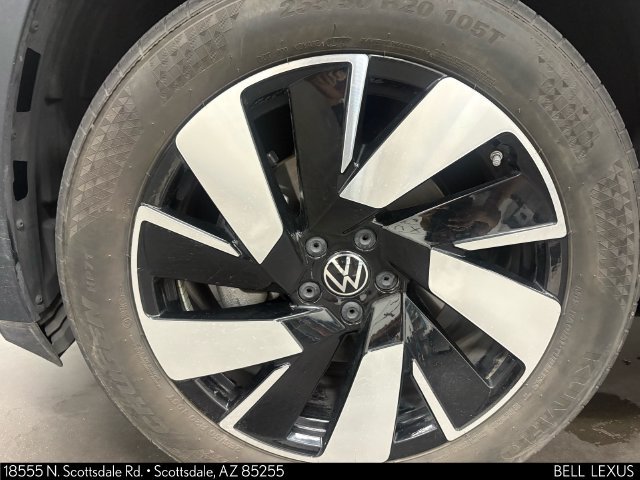 Used 2024 Volkswagen Atlas Cross Sport SE FWD image 16