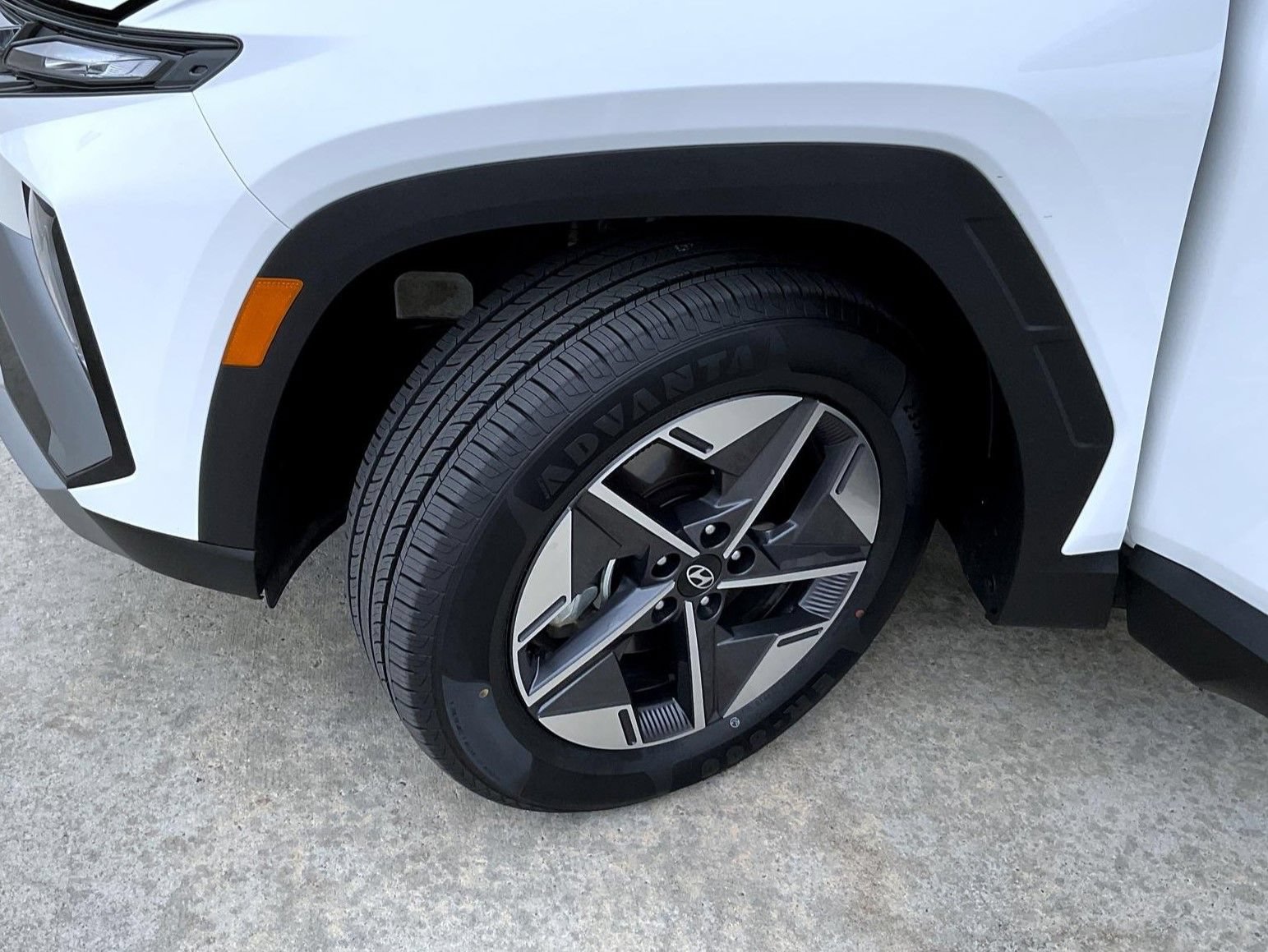 Used 2026 Hyundai Tucson SEL Plus AWD/4WD image 24