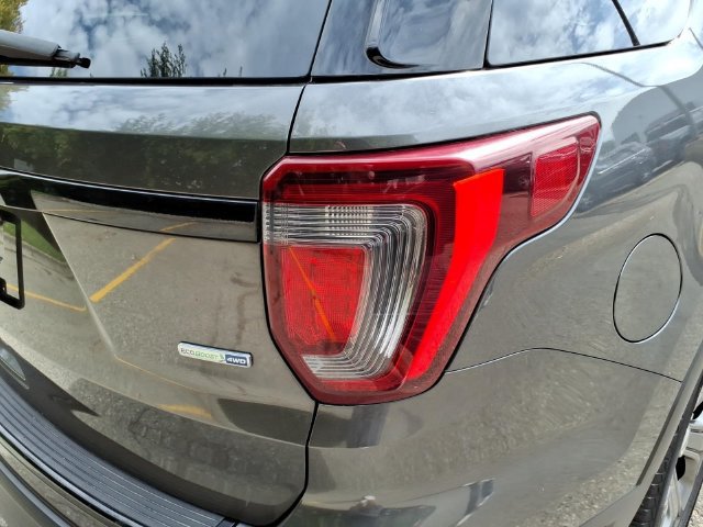 Used 2018 Ford Explorer Sport w/ Equipment Group 401A AWD/4WD image 11