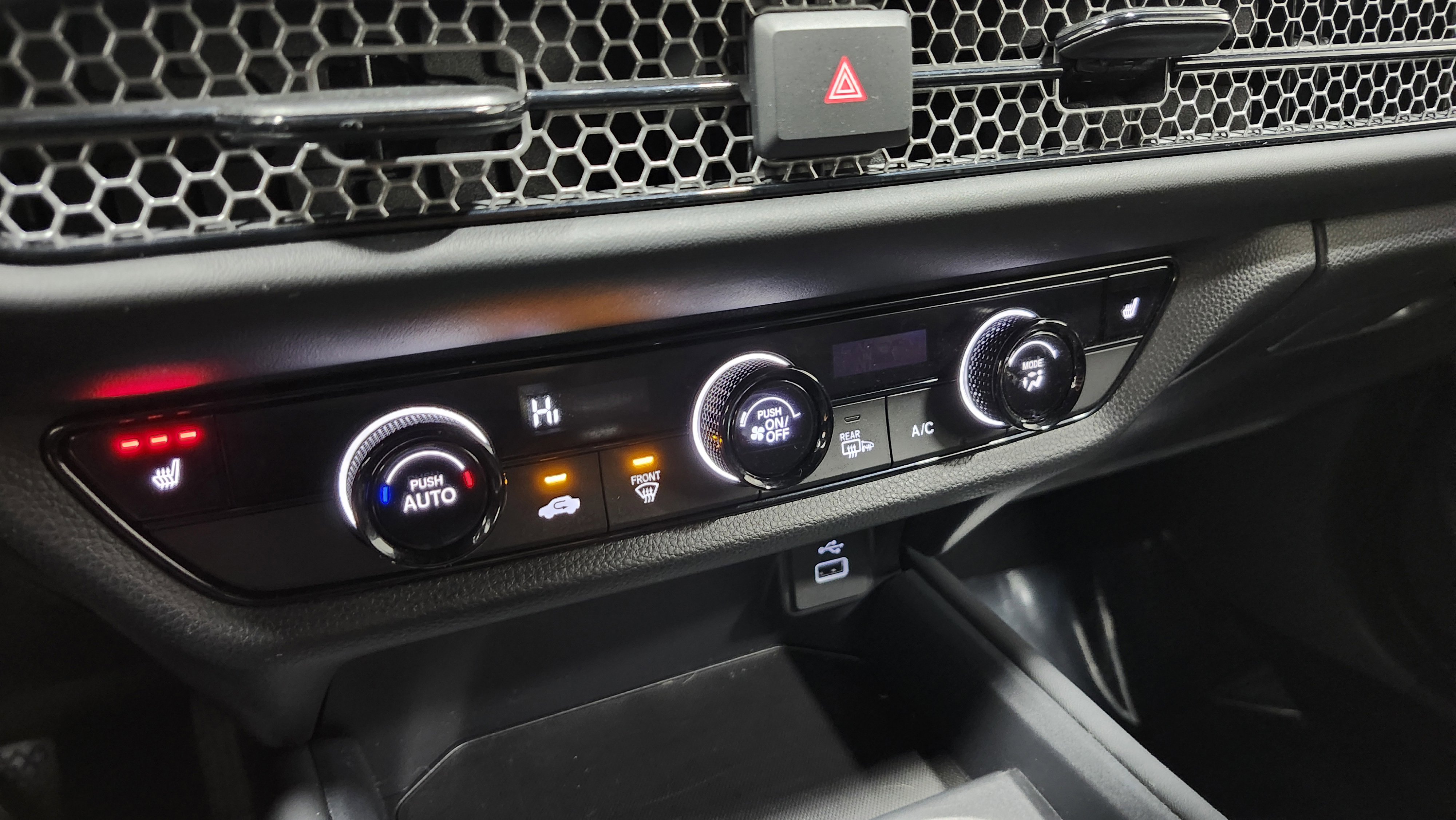 Used 2024 Honda HR-V Sport image 30