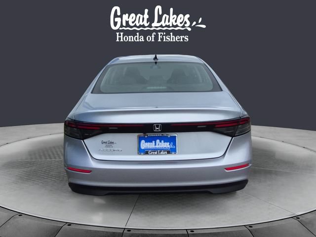 Used 2025 Honda Accord SE image 4