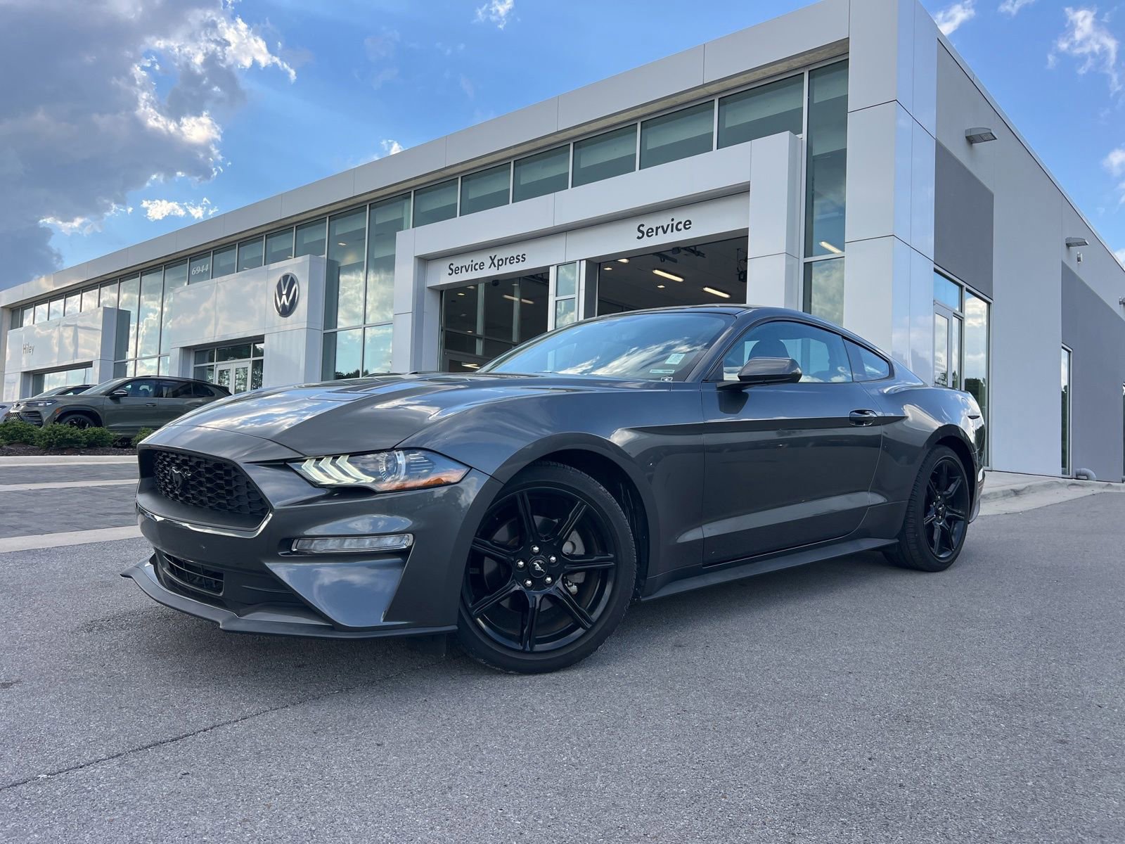 Used 2020 Ford Mustang Coupe w/ Equipment Group 101A RWD image 32