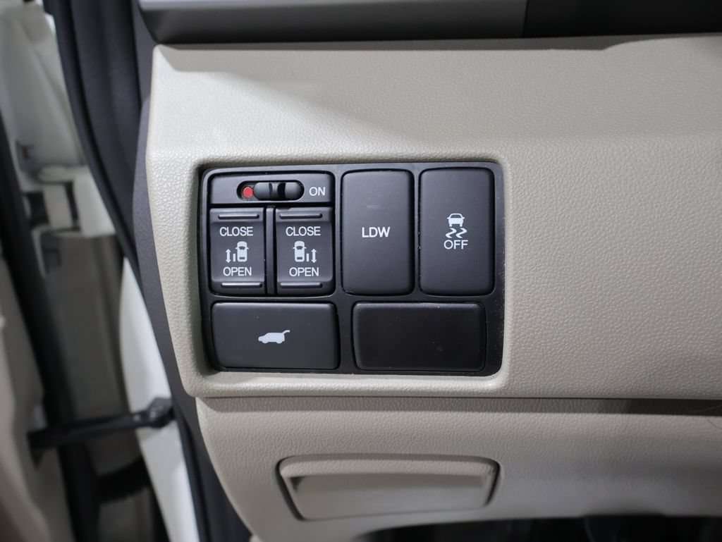 Used 2016 Honda Odyssey EX-L image 28