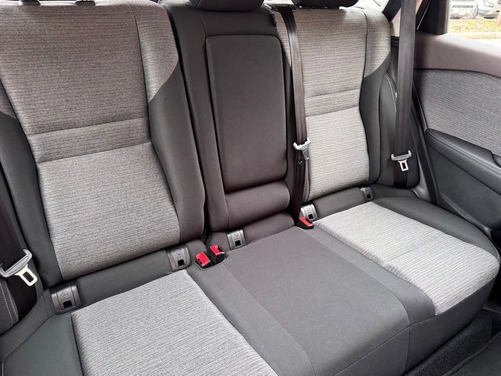 Used 2023 Nissan Rogue SV image 18