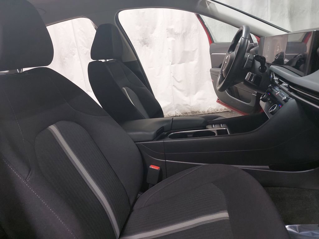 Certified 2025 Hyundai Sonata SEL image 10