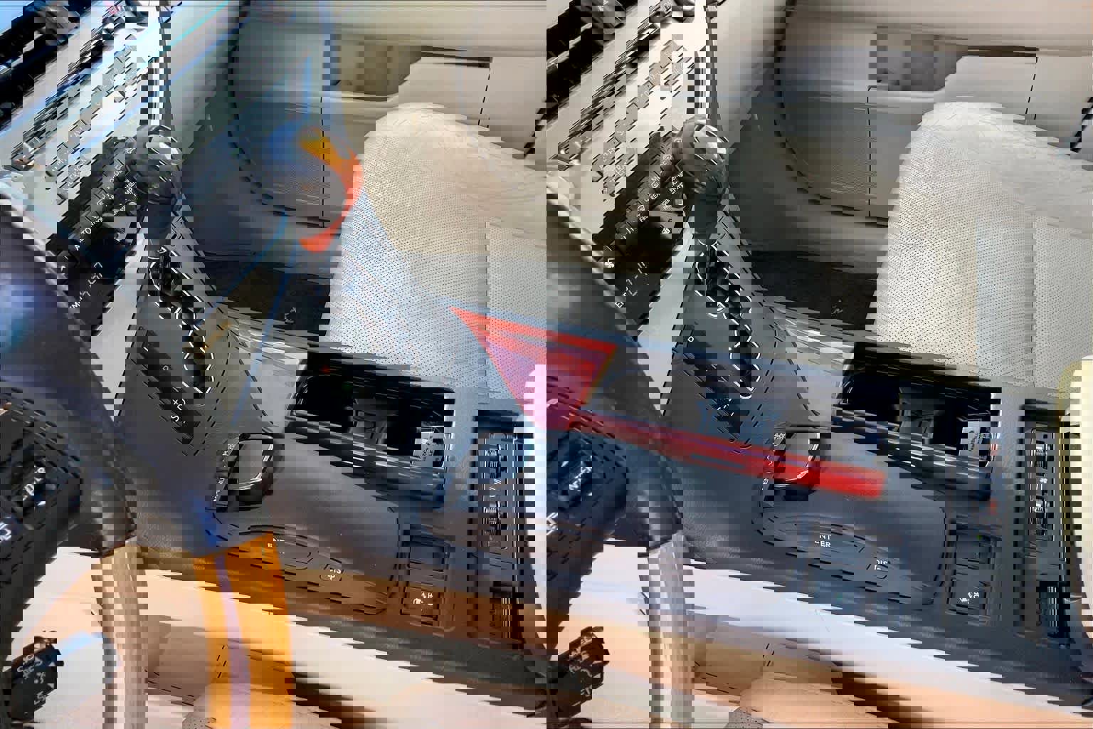 Used 2010 Lexus RX 350 image 16