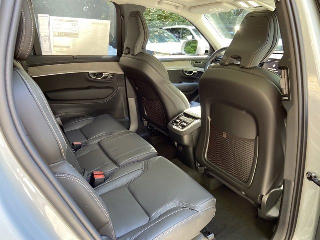 New 2026 Volvo XC90 B6 Ultra image 17