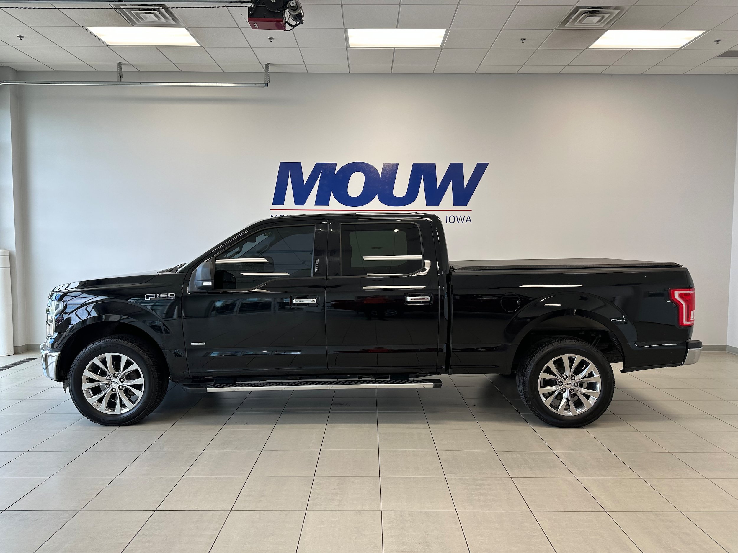 Used 2016 Ford F150 XLT w/ Equipment Group 302A Luxury AWD/4WD image 1