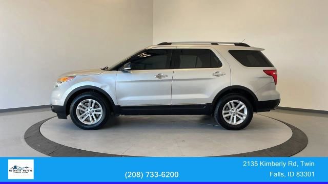 Used 2015 Ford Explorer XLT w/ Equipment Group 202B image 4