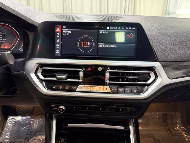 Used 2020 BMW 330i xDrive Sedan w/ Driving Assistance Package AWD/4WD image 14