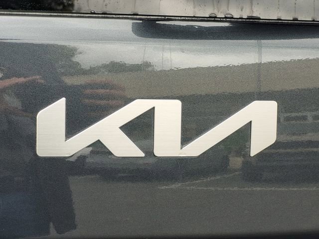 Used 2025 Kia Soul LX FWD image 26