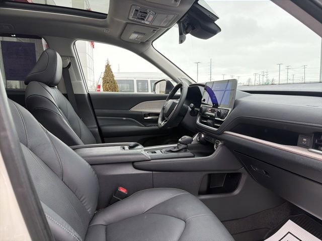 Certified 2024 Toyota Grand Highlander Limited image 36