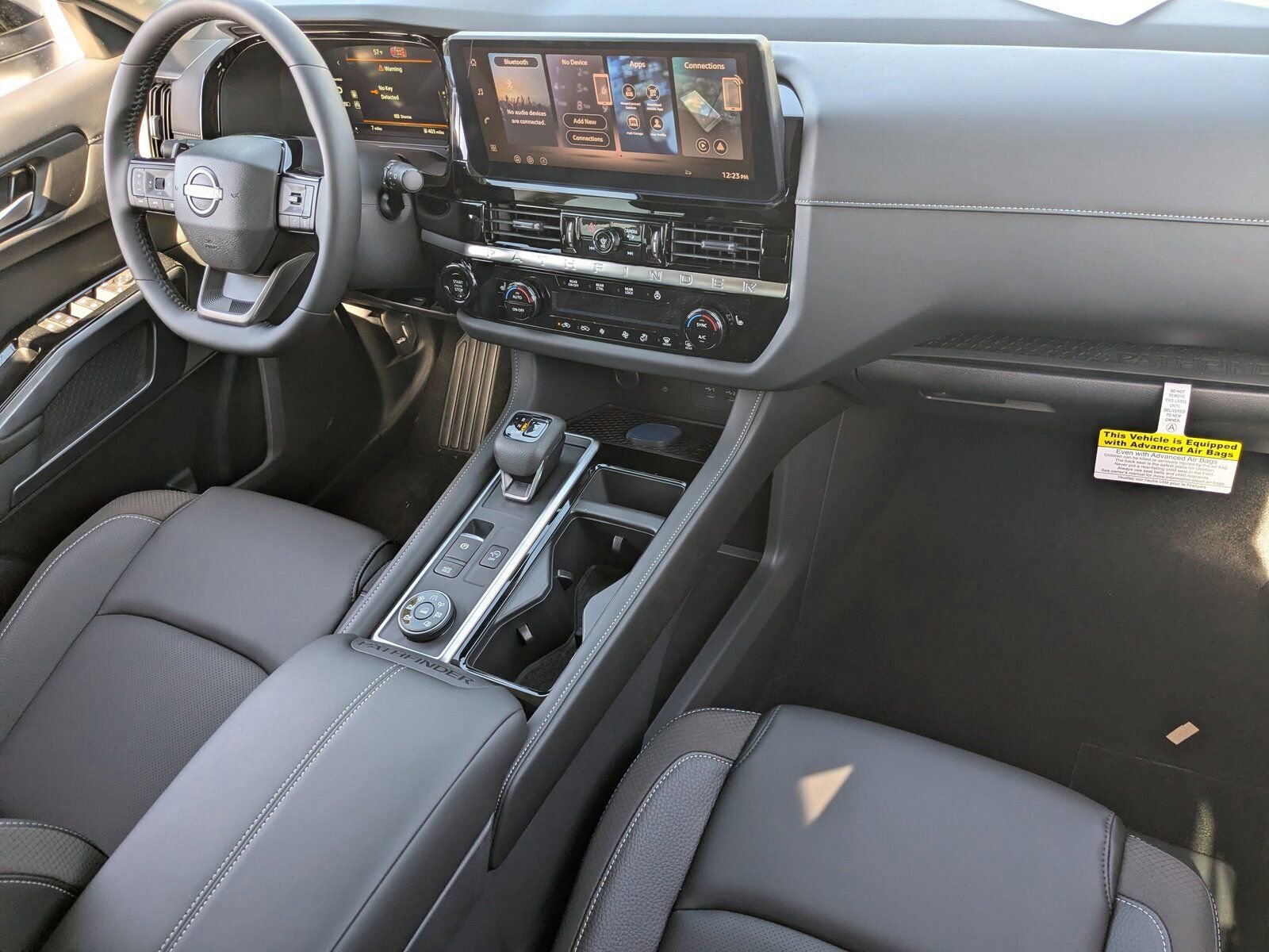 New 2026 Nissan Pathfinder SL image 30