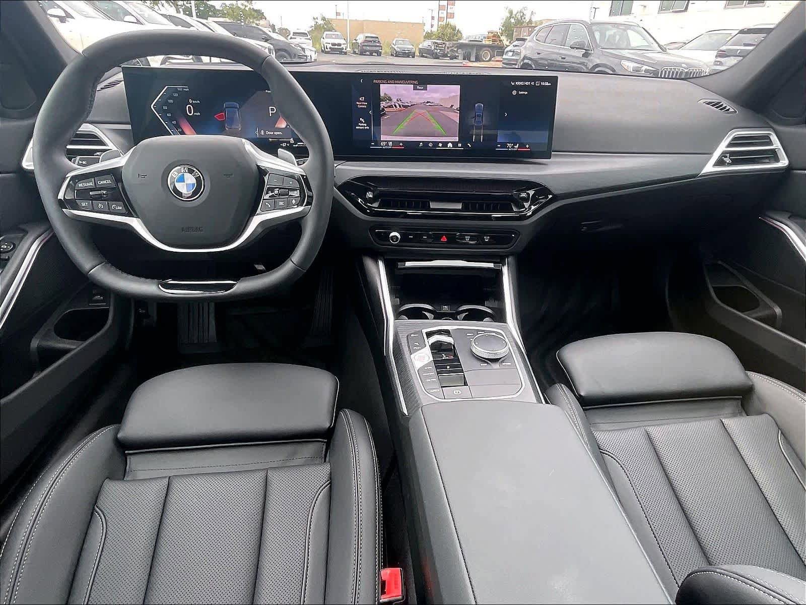 Used 2025 BMW 330i Sedan w/ Premium Package RWD image 18