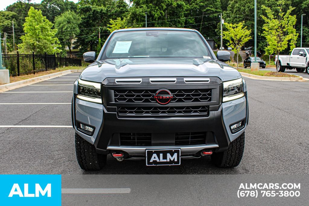 Used 2025 Nissan Frontier PRO-4X AWD/4WD image 11