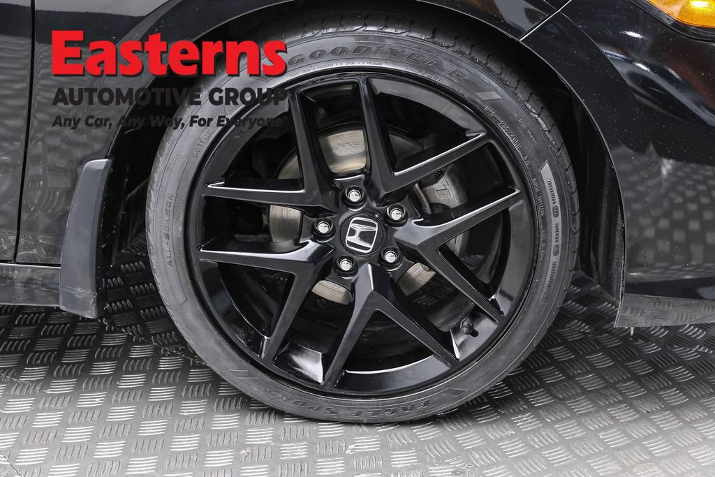 Used 2025 Honda Civic Sport image 31