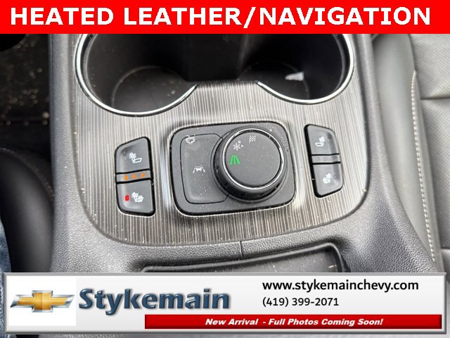 Used 2023 GMC Acadia SLT image 29