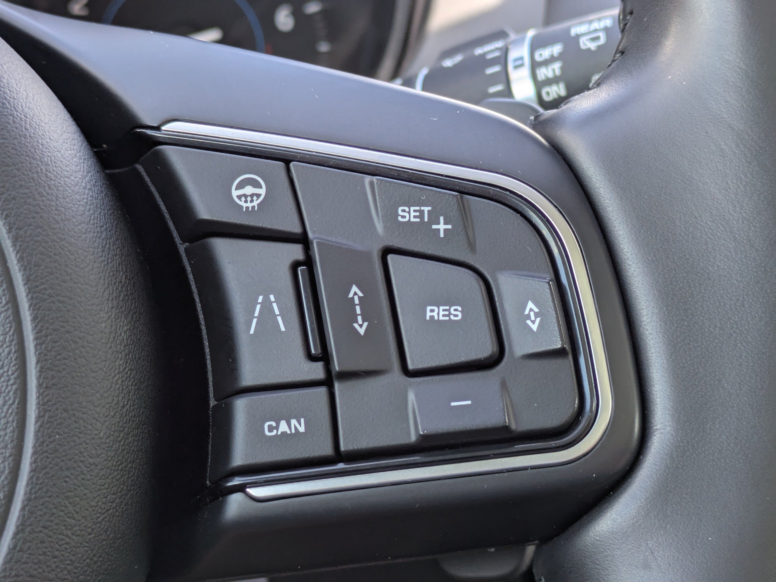 Used 2020 Jaguar F-PACE Premium AWD/4WD image 27