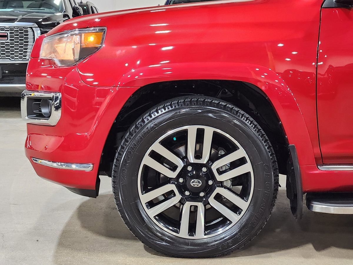 Used 2022 Toyota 4Runner Limited AWD/4WD image 5