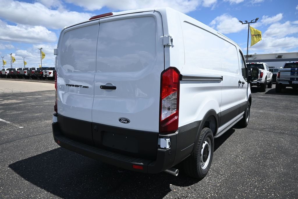 New 2026 Ford Transit 250 Low Roof w/ Load Area Protection Package RWD image 7