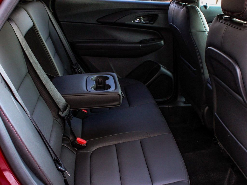 Used 2025 Chevrolet TrailBlazer RS w/ Convenience Package image 38