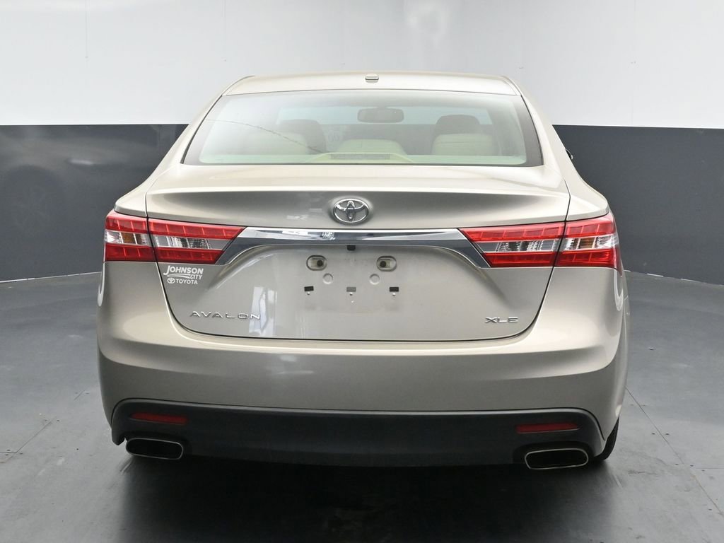 Used 2015 Toyota Avalon XLE Premium w/ Preferred Accessory Package image 8