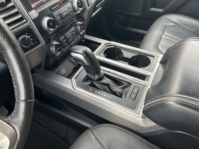 Used 2015 Ford F150 Platinum w/ Equipment Group 701A Luxury image 28