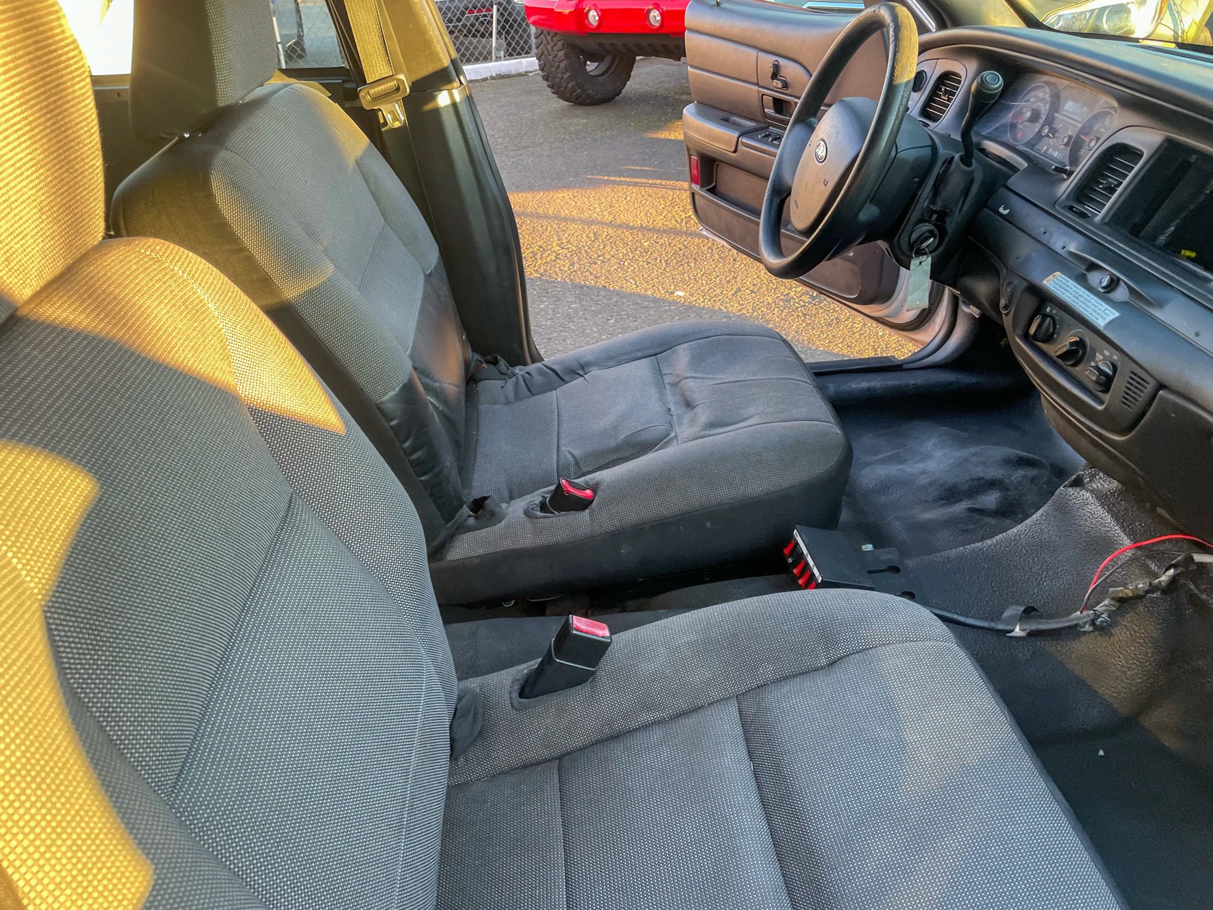 Used 2008 Ford Crown Victoria Police Interceptor RWD image 20