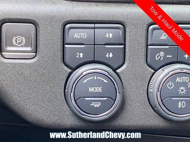 Used 2022 Chevrolet Silverado 1500 LTZ w/ LTZ Premium Package AWD/4WD image 33