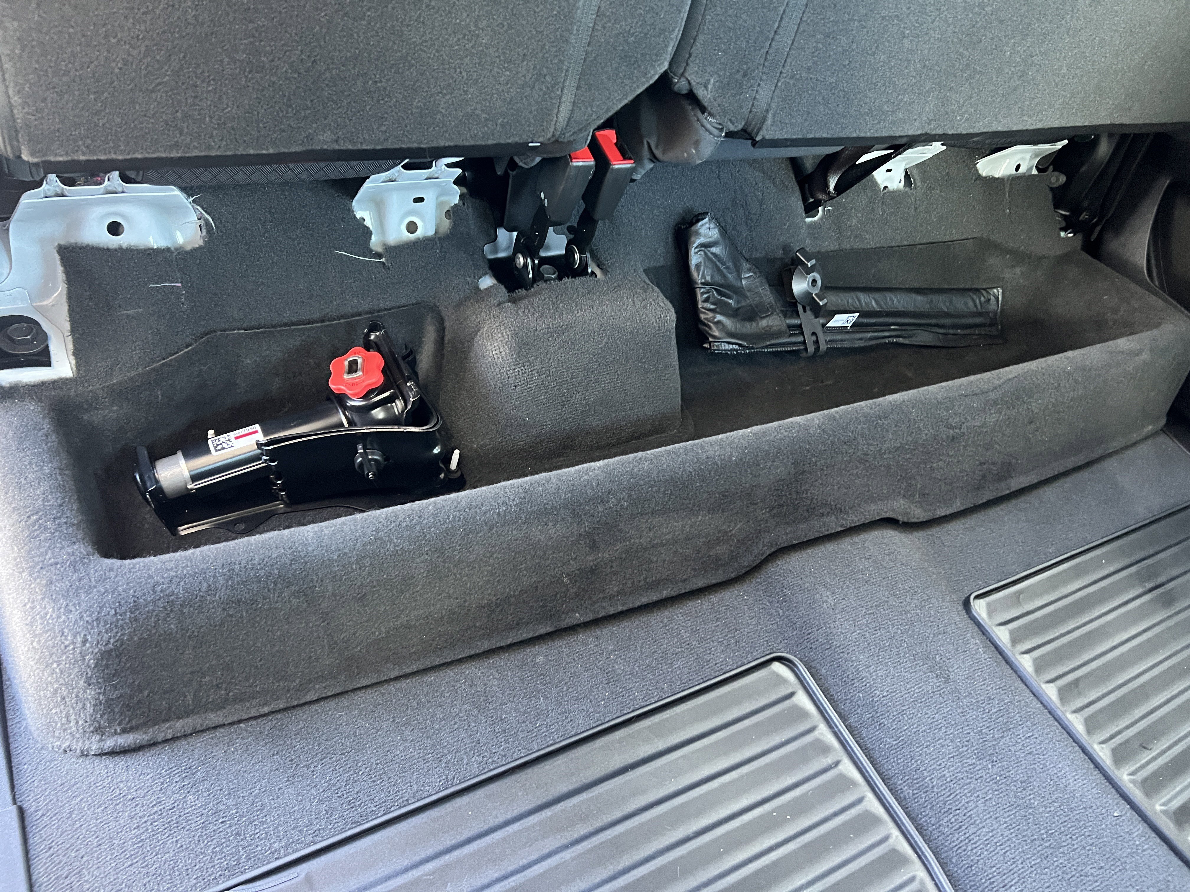 Used 2023 GMC Sierra 1500 Elevation image 23