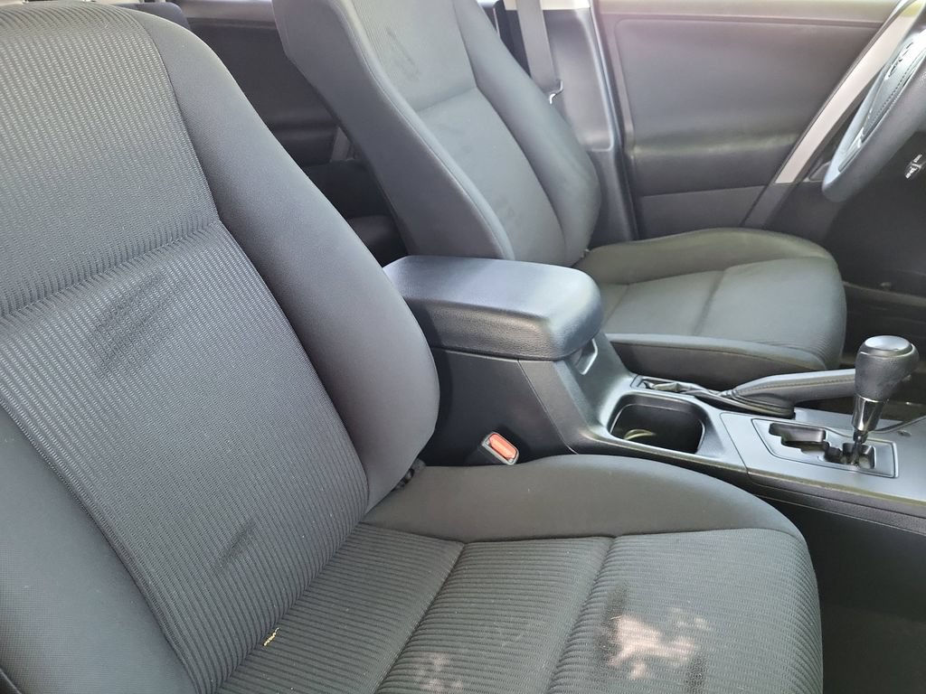 Used 2018 Toyota RAV4 LE w/ All Weather Liner Package AWD/4WD image 21